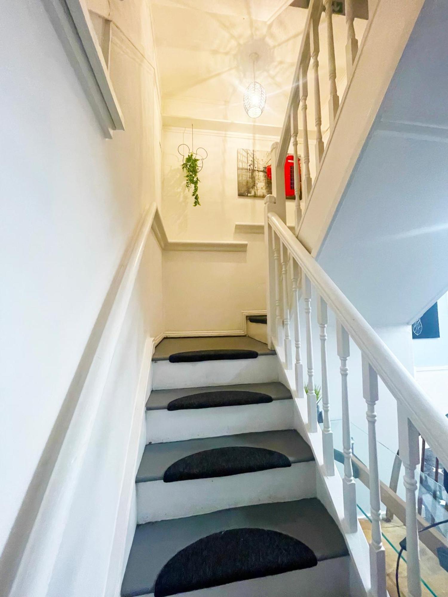 Brixton/Oval House Apartment ลอนดอน ภายนอก รูปภาพ